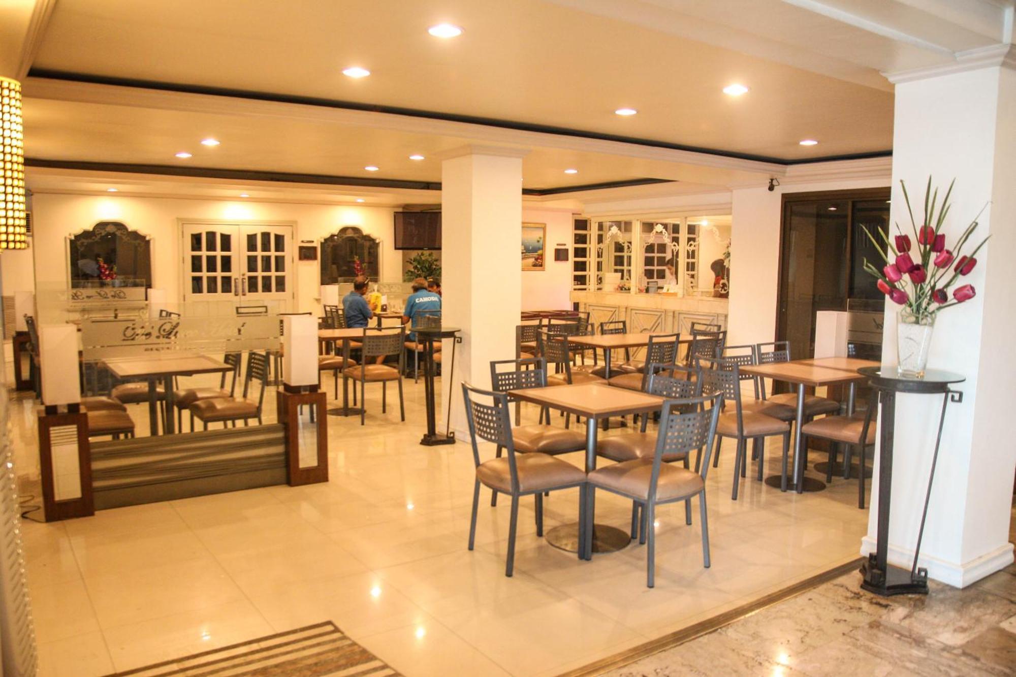 De Luxe Hotel Cagayan de Oro Exterior foto